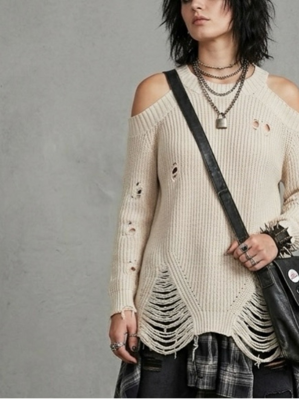 🎁 FREE W/ BUNDLE*  Vintage Havana Cream Distressed Cold Shoulder Tunic Sweater S